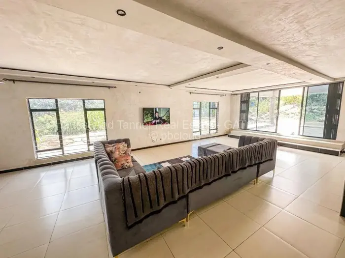 House for Sale in Crowhill Views, Harare