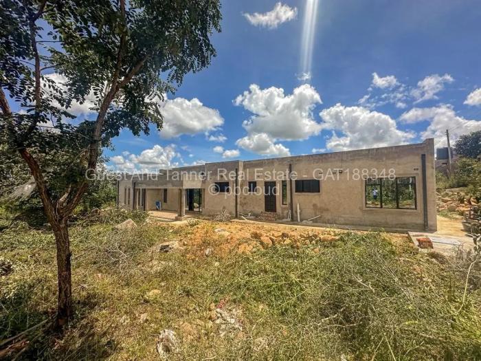 House for Sale in Crowhill Views, Harare