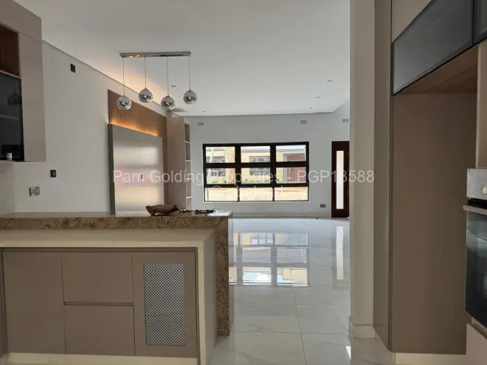 Townhouse/Cluster for Sale in Mount Pleasant, Harare