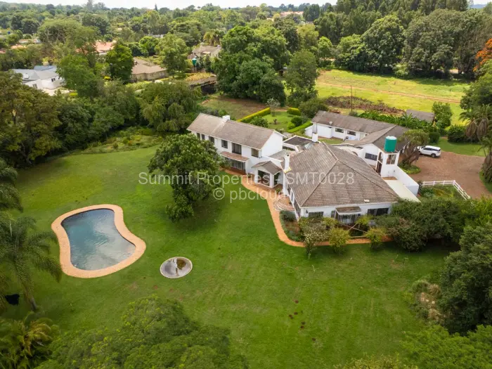 6 Bedroom House for Sale in Helensvale, Harare