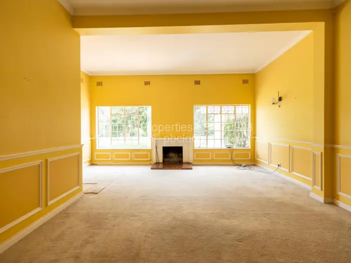 6 Bedroom House for Sale in Helensvale, Harare