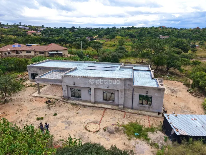 4 Bedroom House for Sale in Crowhill Views, Harare