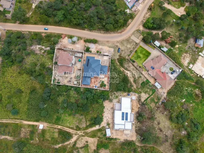 4 Bedroom House for Sale in Crowhill Views, Harare