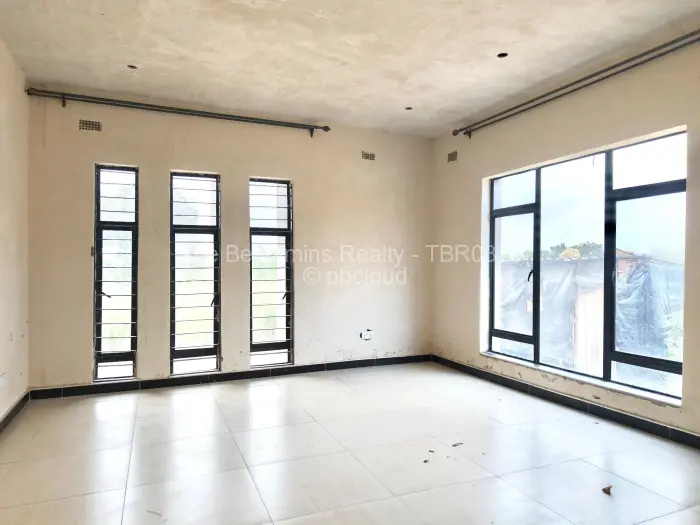 4 Bedroom House for Sale in Crowhill Views, Harare