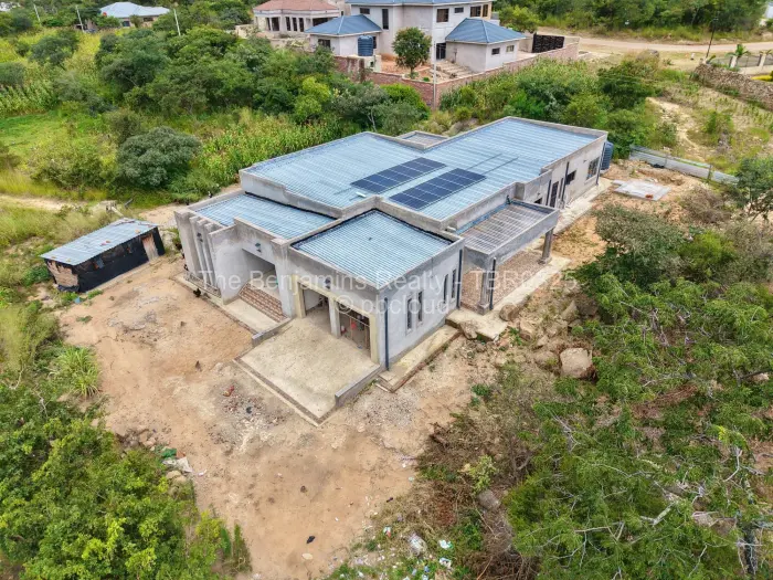 4 Bedroom House for Sale in Crowhill Views, Harare