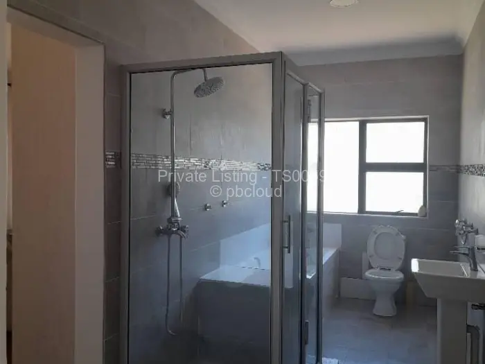 4 Bedroom House to Rent in Gletwin Park