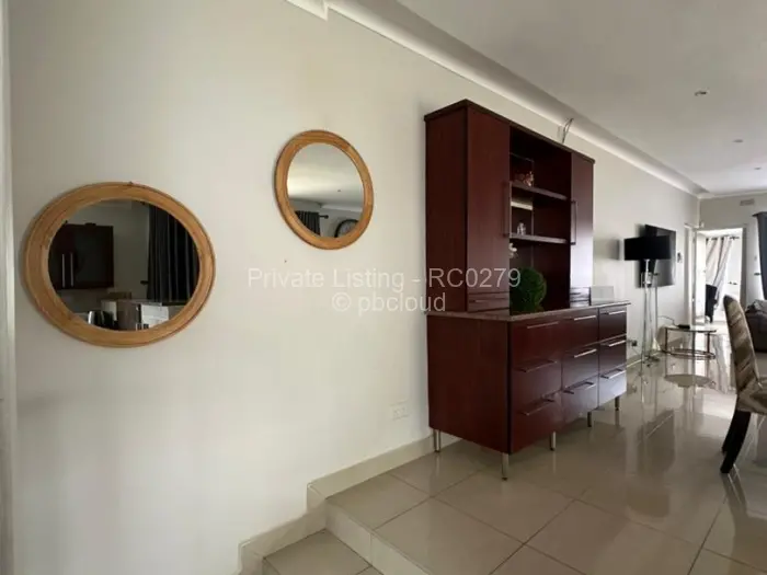 Townhouse/Cluster to Rent in Newlands, Harare