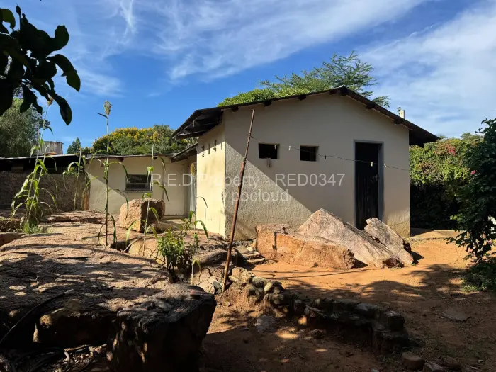3 Bedroom House for Sale in Burnside, Bulawayo