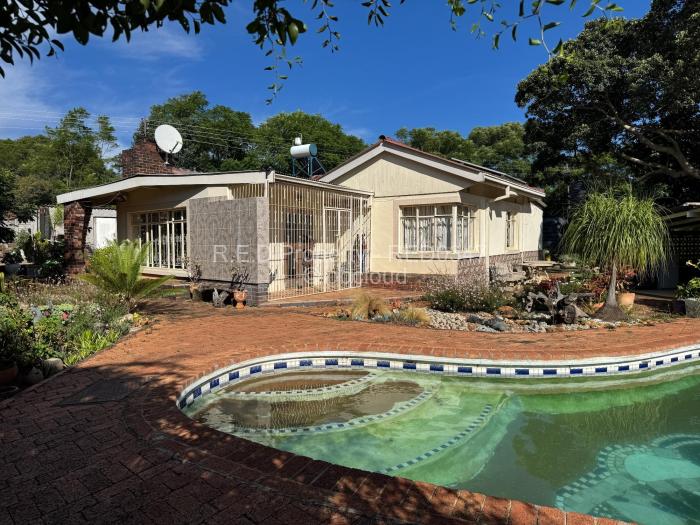 3 Bedroom House for Sale in Burnside, Bulawayo