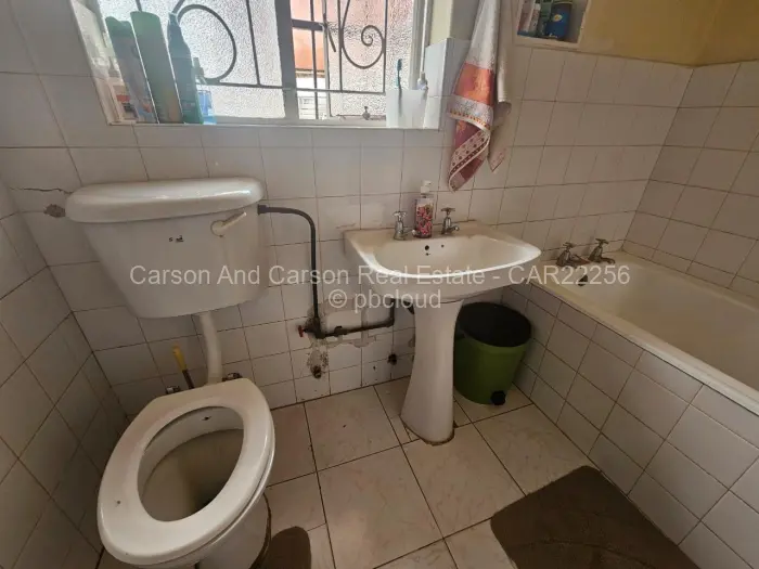 2 Bedroom Cottage/Garden Flat to Rent in Kamfinsa