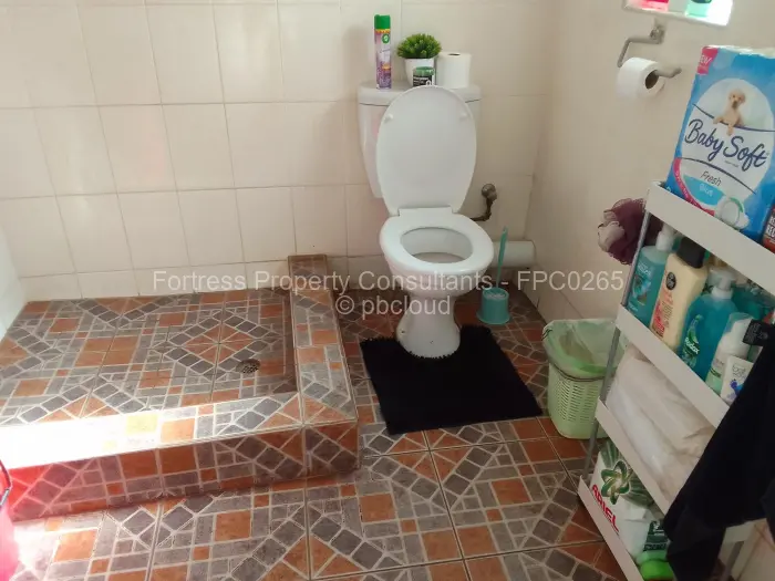 3 Bedroom House for Sale in Mainway Meadows, Harare