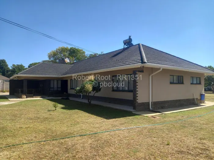 4 Bedroom House for Sale in Mount Pleasant, Harare