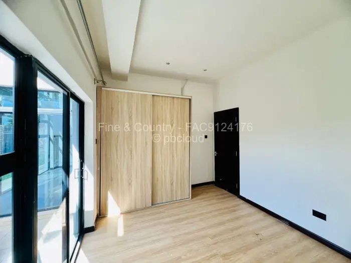 Townhouse/Cluster to Rent in Greendale