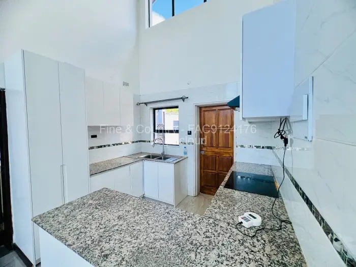 Townhouse/Cluster to Rent in Greendale