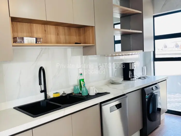 Townhouse/Cluster to Rent in Borrowdale West, Harare