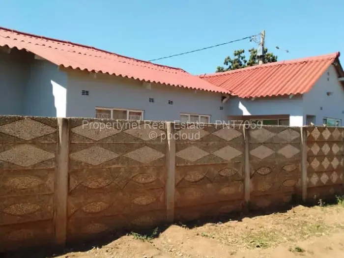 4 Bedroom House for Sale in Kuwadzana, Harare