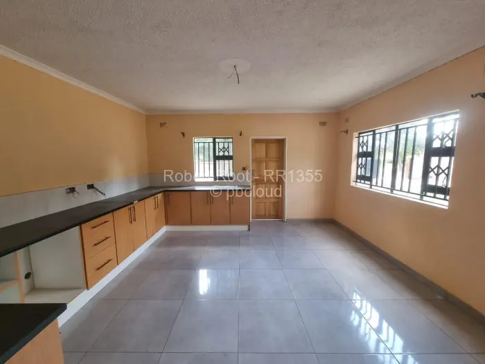 4 Bedroom House for Sale in Waterfalls, Harare