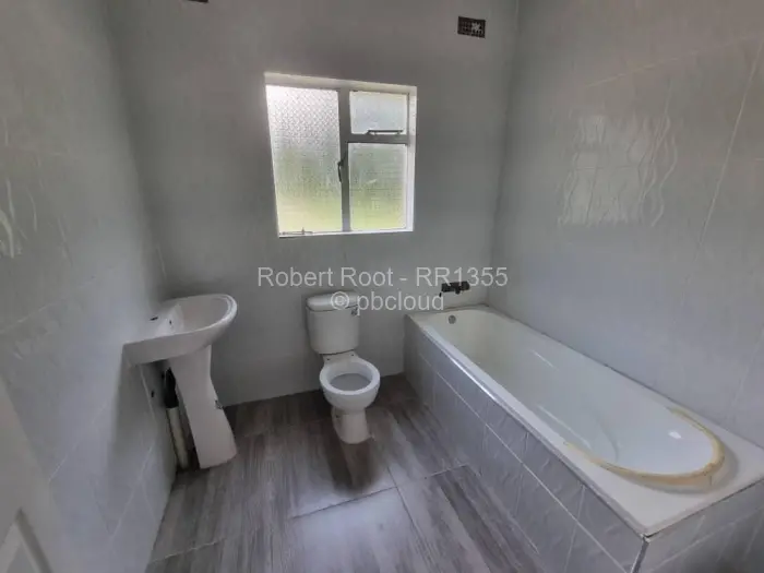 4 Bedroom House for Sale in Waterfalls, Harare