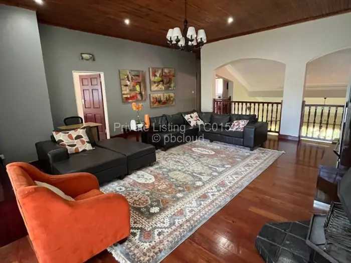 5 Bedroom House to Rent in Helensvale