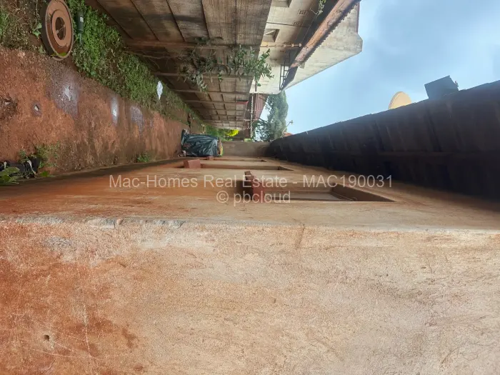 House for Sale in Hatcliffe, Harare