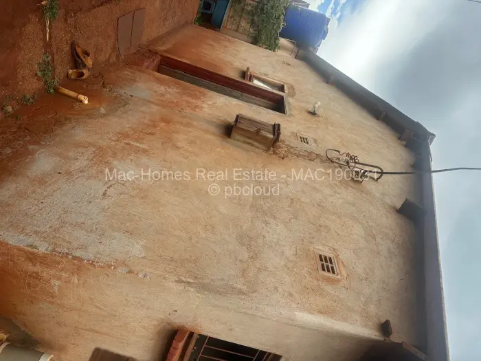 House for Sale in Hatcliffe, Harare