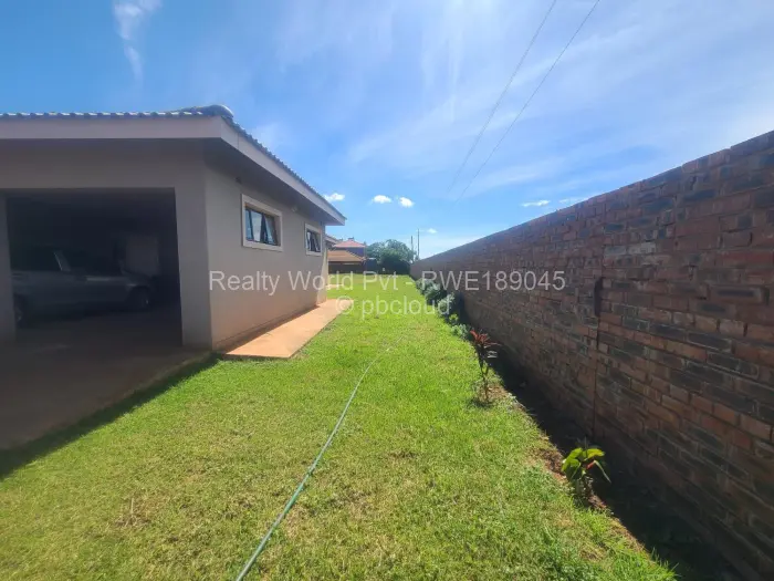 5 Bedroom House for Sale in Mount Pleasant Heights, Harare