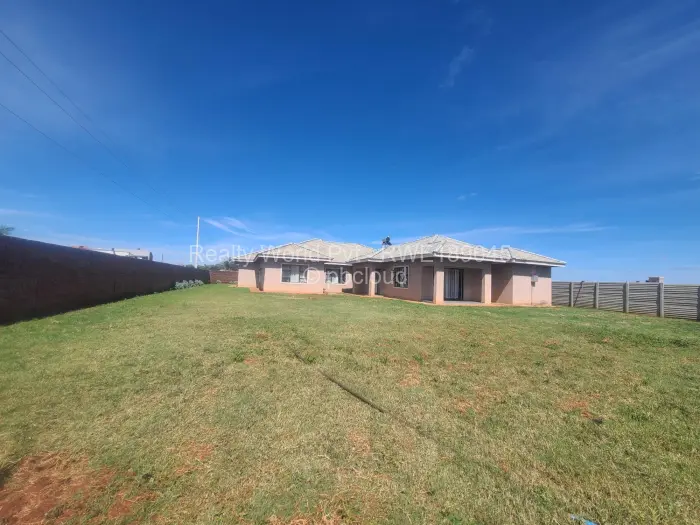 5 Bedroom House for Sale in Mount Pleasant Heights, Harare