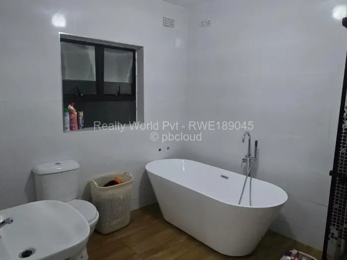 5 Bedroom House for Sale in Mount Pleasant Heights, Harare