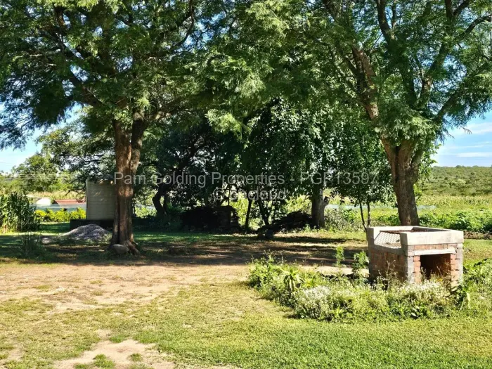 2 Bedroom House for Sale in Douglasdale, Bulawayo