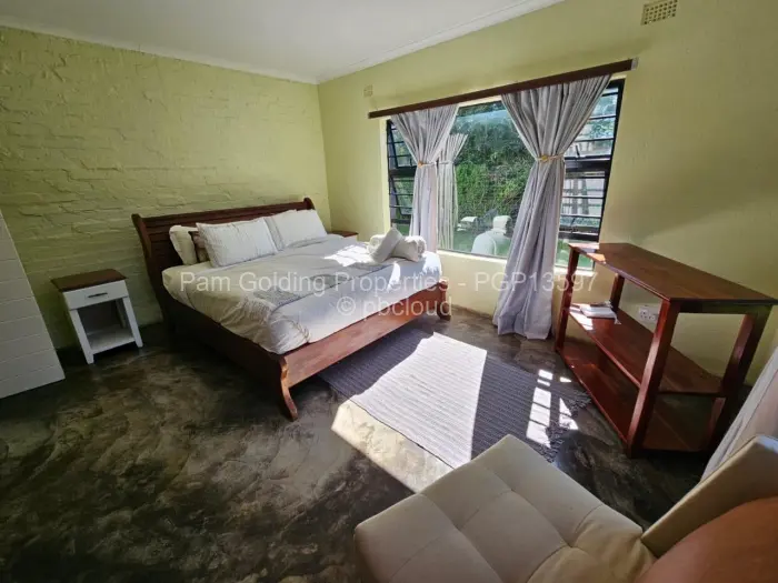 2 Bedroom House for Sale in Douglasdale, Bulawayo