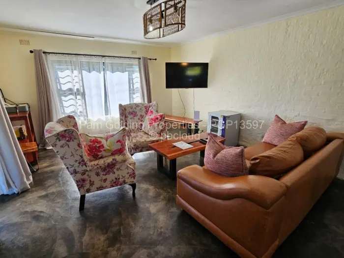 2 Bedroom House for Sale in Douglasdale, Bulawayo