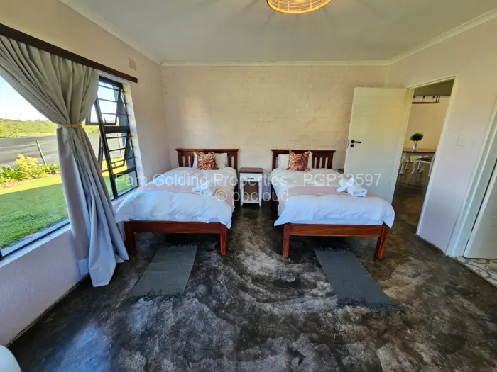 2 Bedroom House for Sale in Douglasdale, Bulawayo