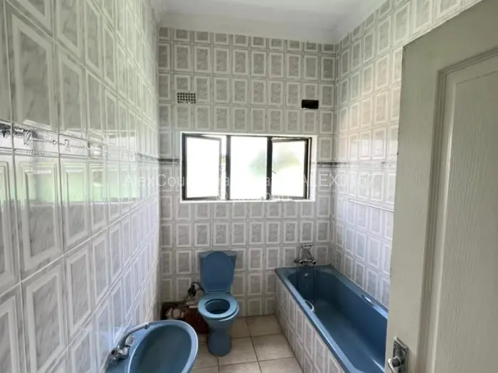 Townhouse/Cluster for Sale in Greystone Park, Harare