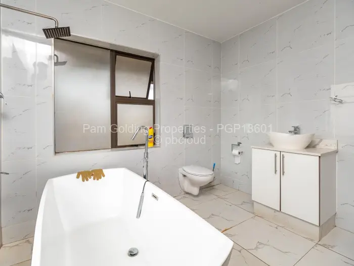 5 Bedroom House for Sale in Mount Pleasant Heights, Harare