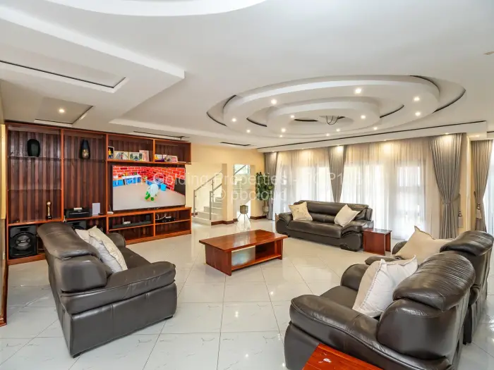 5 Bedroom House for Sale in Mount Pleasant Heights, Harare