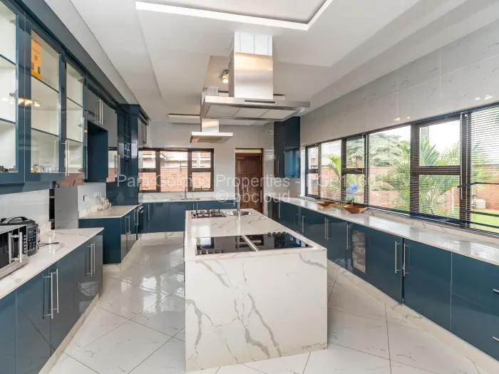 5 Bedroom House for Sale in Mount Pleasant Heights, Harare