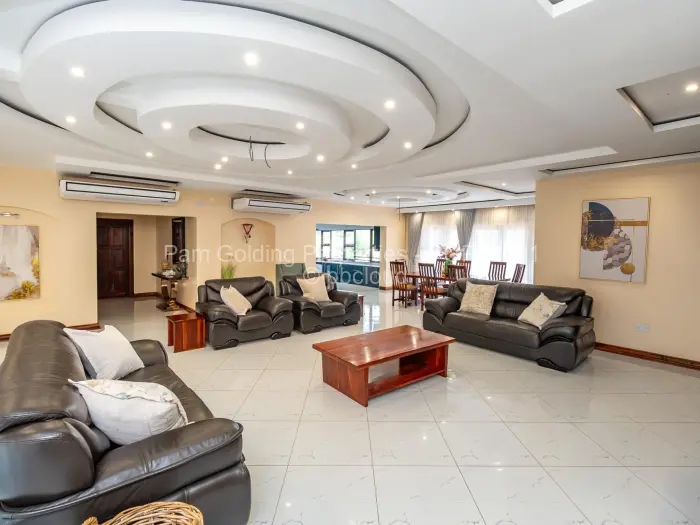 5 Bedroom House for Sale in Mount Pleasant Heights, Harare