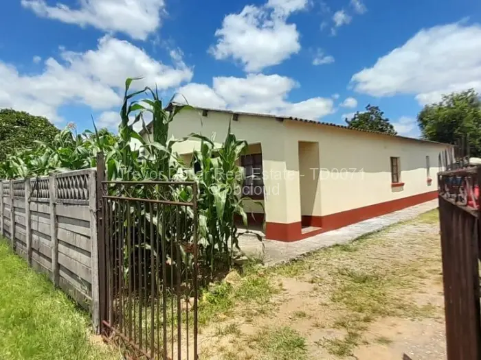 3 Bedroom House for Sale in Senga, Gweru