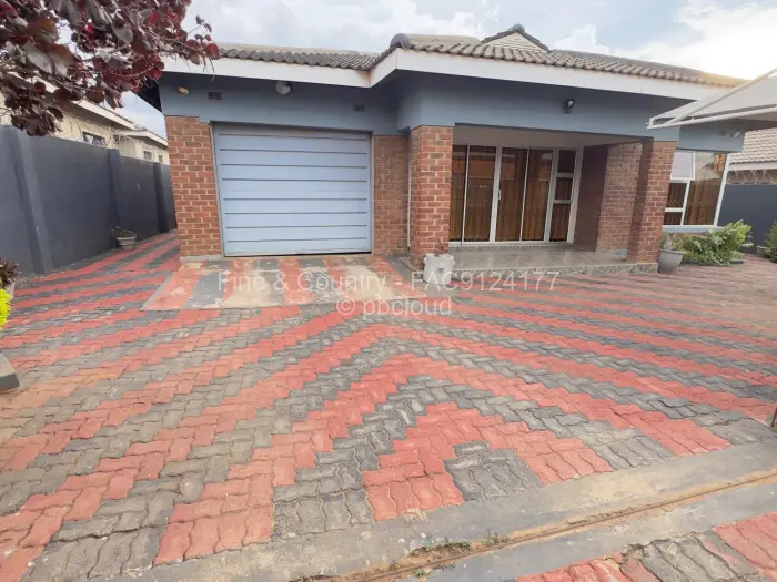 4 Bedroom House to Rent in Marimba Park