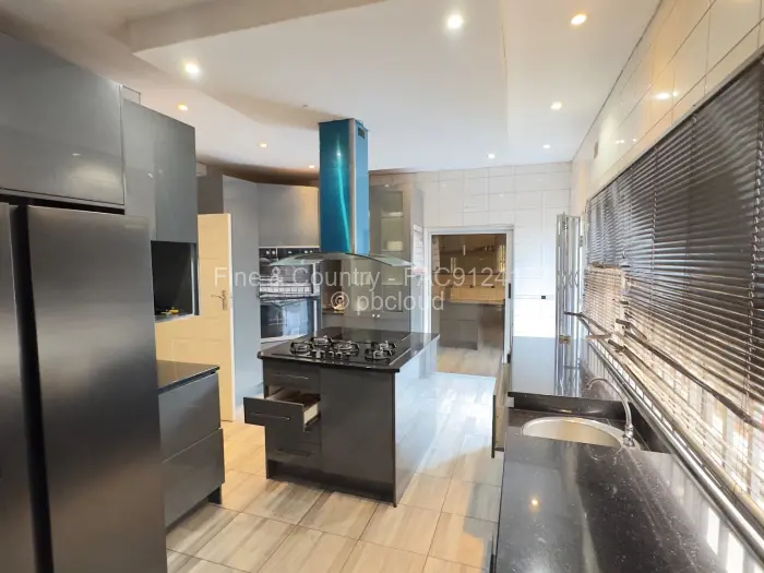 4 Bedroom House to Rent in Marimba Park