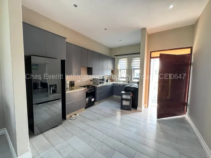 Townhouse/Cluster for Sale in Greendale, Harare