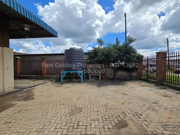Warehouse/Industrial for Sale in Ngezi, Ngezi