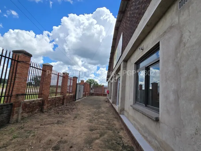Warehouse/Industrial for Sale in Ngezi, Ngezi