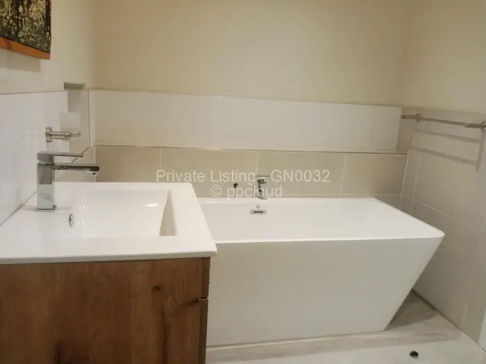 Townhouse/Cluster for Sale in Greendale, Harare