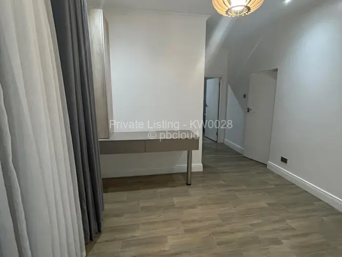 Flat/Apartment to Rent in Borrowdale, Harare