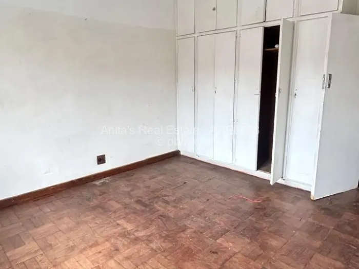 Flat/Apartment for Sale in Bulawayo City Centre, Bulawayo