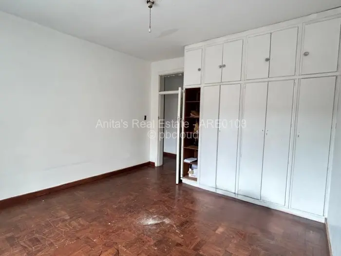 Flat/Apartment for Sale in Bulawayo City Centre, Bulawayo