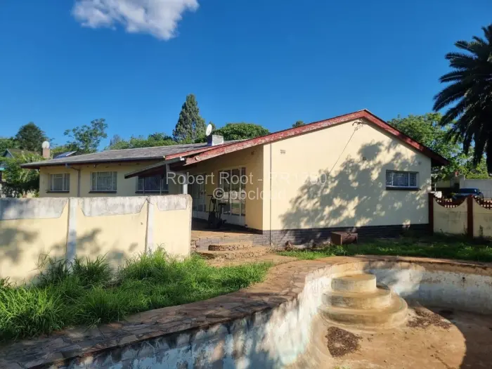 3 Bedroom House for Sale in Burnside, Bulawayo