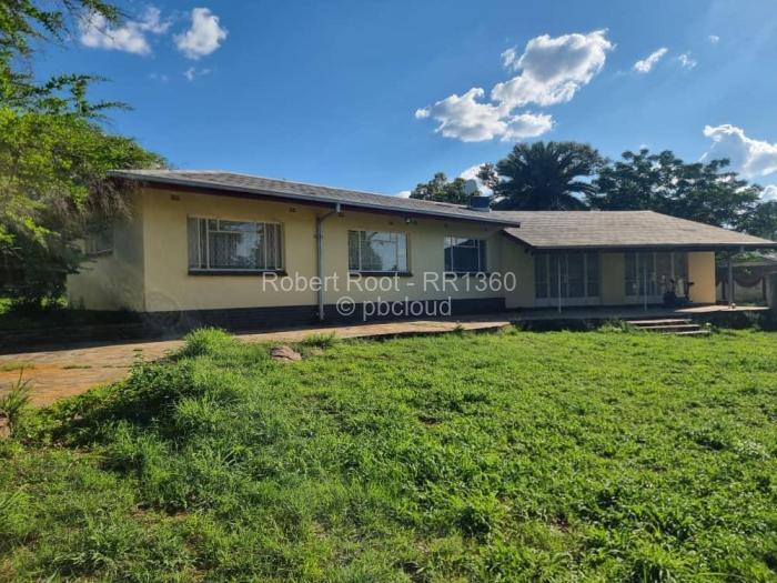 3 Bedroom House for Sale in Burnside, Bulawayo