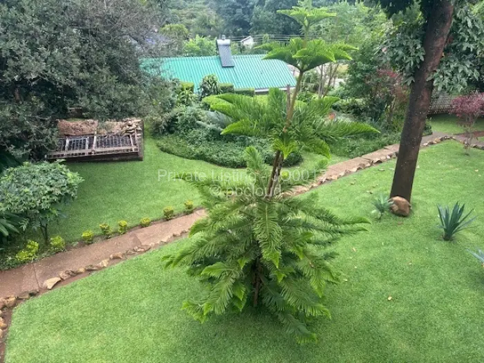 7 Bedroom House to Rent in Greystone Park, Harare